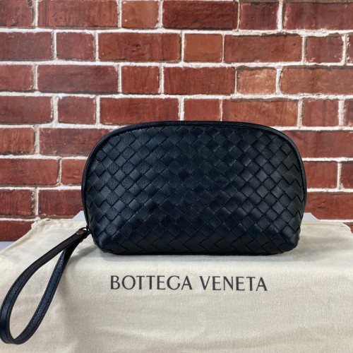 BOTTEGA VENETA İNTRECCİATO POUCH HAKİKİ DERİ CLUTCH SİYAH