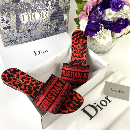 CHRİSTİAN DİOR DWAY MULE SANDALS 