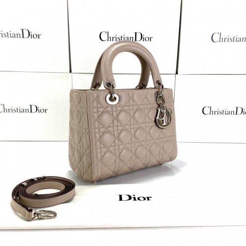 CHRİSTİAN DİOR MEDİUM LADY DİOR BAG VİZON GÜMÜŞ AKSESUAR