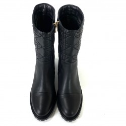 CHRİSTİAN DİOR QUİLTED CANNAGE BOOTS 
