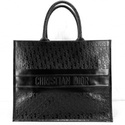 CHRİSTİAN DİOR BOOK TOTE OBLİQUE EMBOSSED CALFSKİN