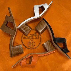 HERMES OASİS SANDALS HAKİKİ DERİ TOPUKLU TERLİK TABA
