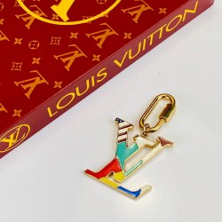 LOUİS VUİTTON LV MULTİCOLOR BAG CHARM AND KEY HOLDER ANAHTARLIK VE ÇANTA SÜSÜ