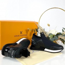 LOUİS VUİTTON RUN AWAY SLİP ON SNEAKER SİYAH LOUİS VUİTTON RUN AWAY SLİP ON SNEAKER SİYAH