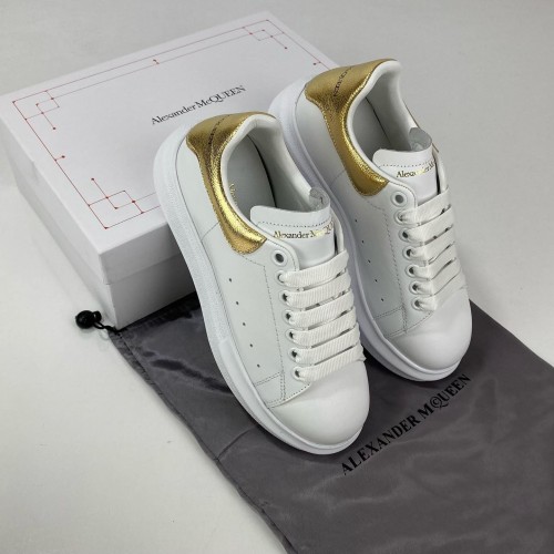 ALEXANDER MCQUEEN HAKİKİ DERİ BAYAN SNEAKER BEYAZ-ALTIN RENK