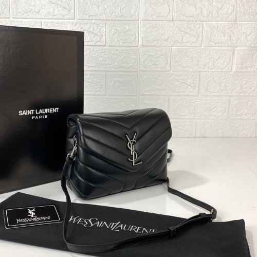 YVES SAİNT LAURENT(YSL) LOULOU TOY BAG Y-QUİLTED HAKİKİ DERİ ÇANTA SİYAH NİKEL/GÜMÜŞ AKSESUAR